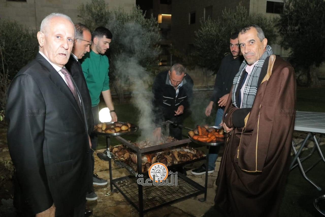 Madar Al-Saa Images 0.6550925084163239