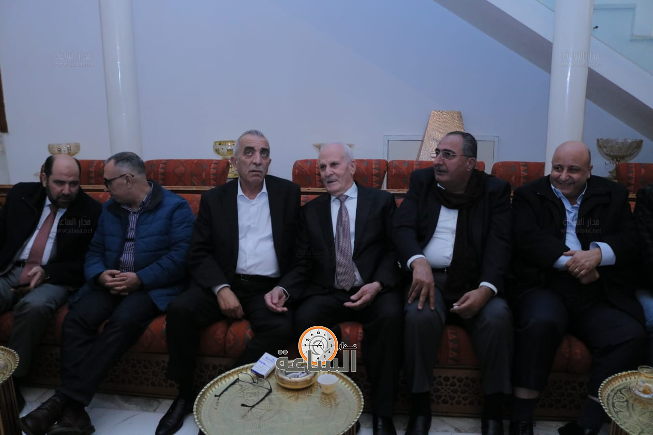 Madar Al-Saa Images 0.9448293062063042