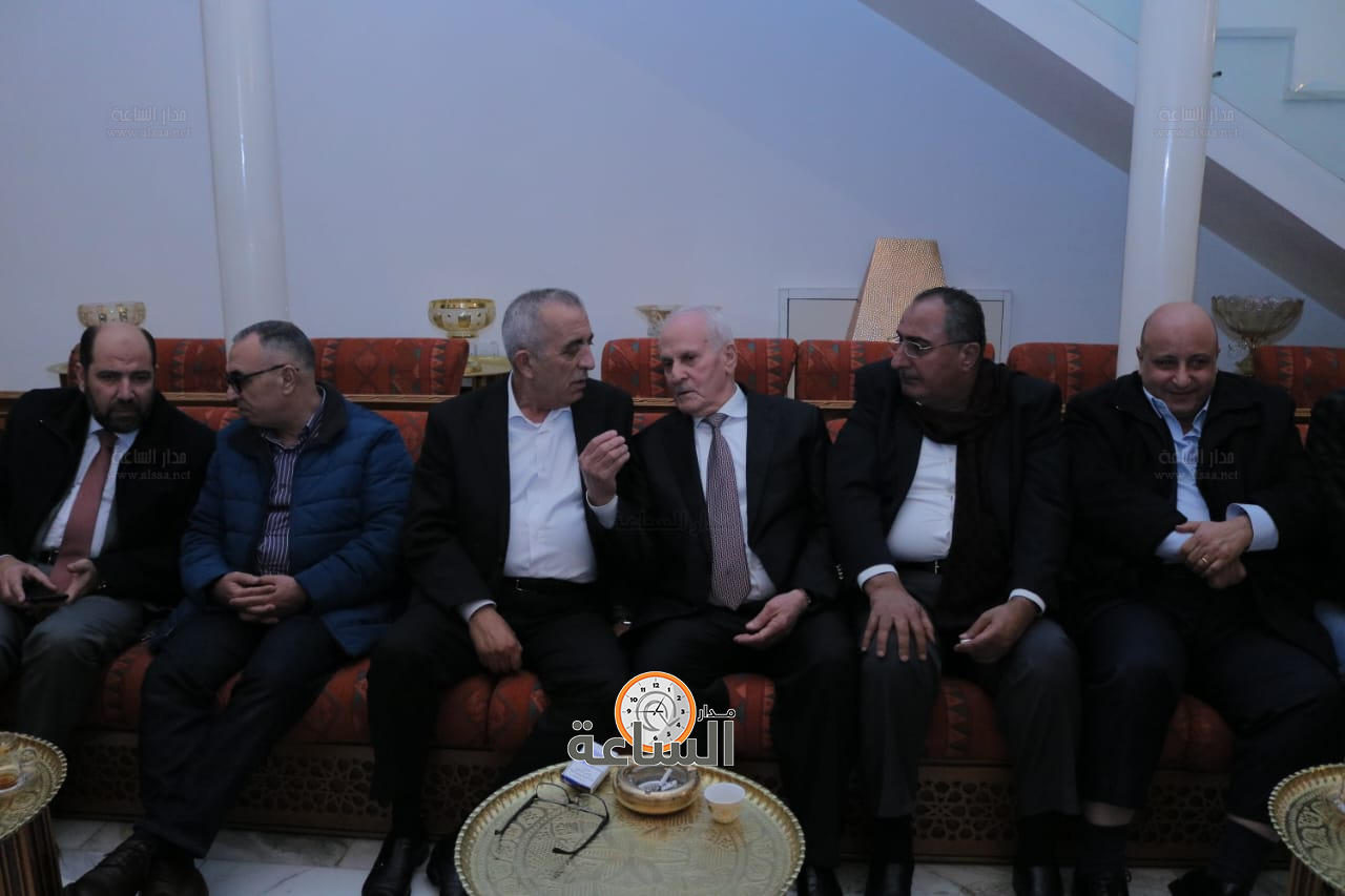 Madar Al-Saa Images 0.20518073827612016