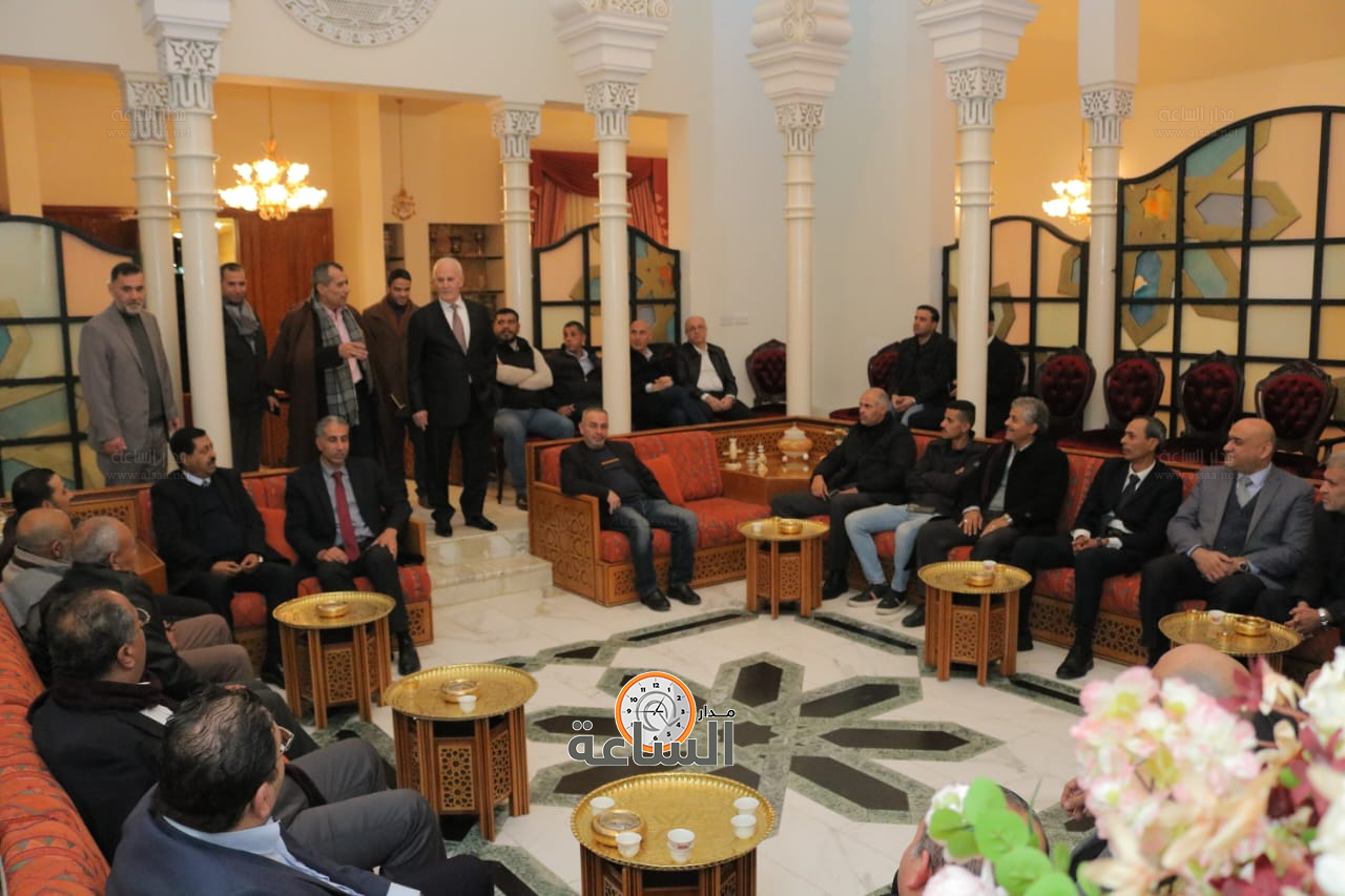 Madar Al-Saa Images 0.9841722302880638