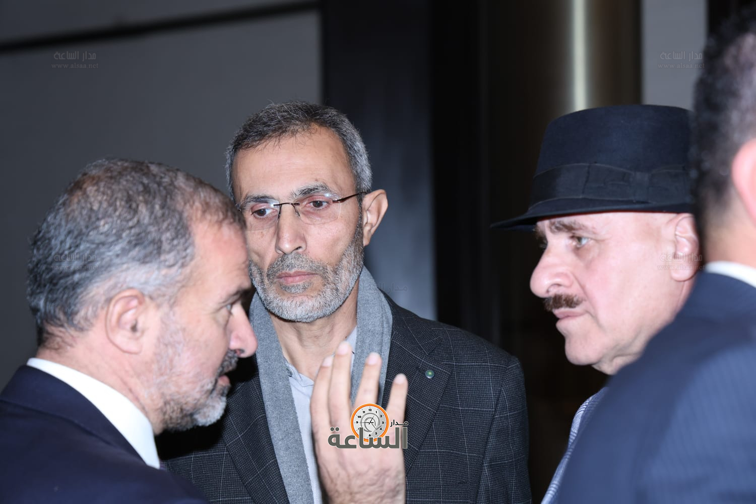 Madar Al-Saa Images 0.17087476188701944