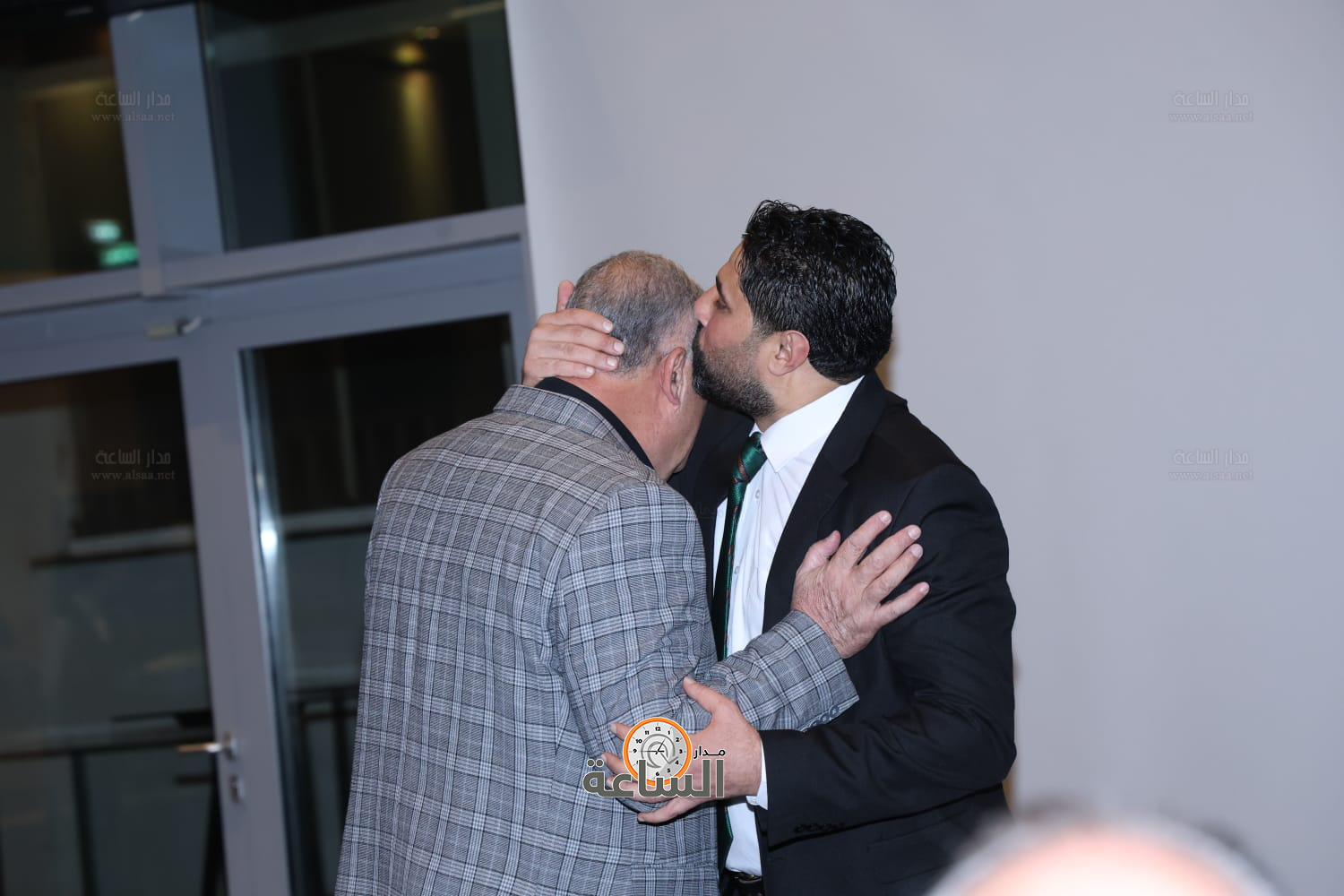 Madar Al-Saa Images 0.46945733078136587