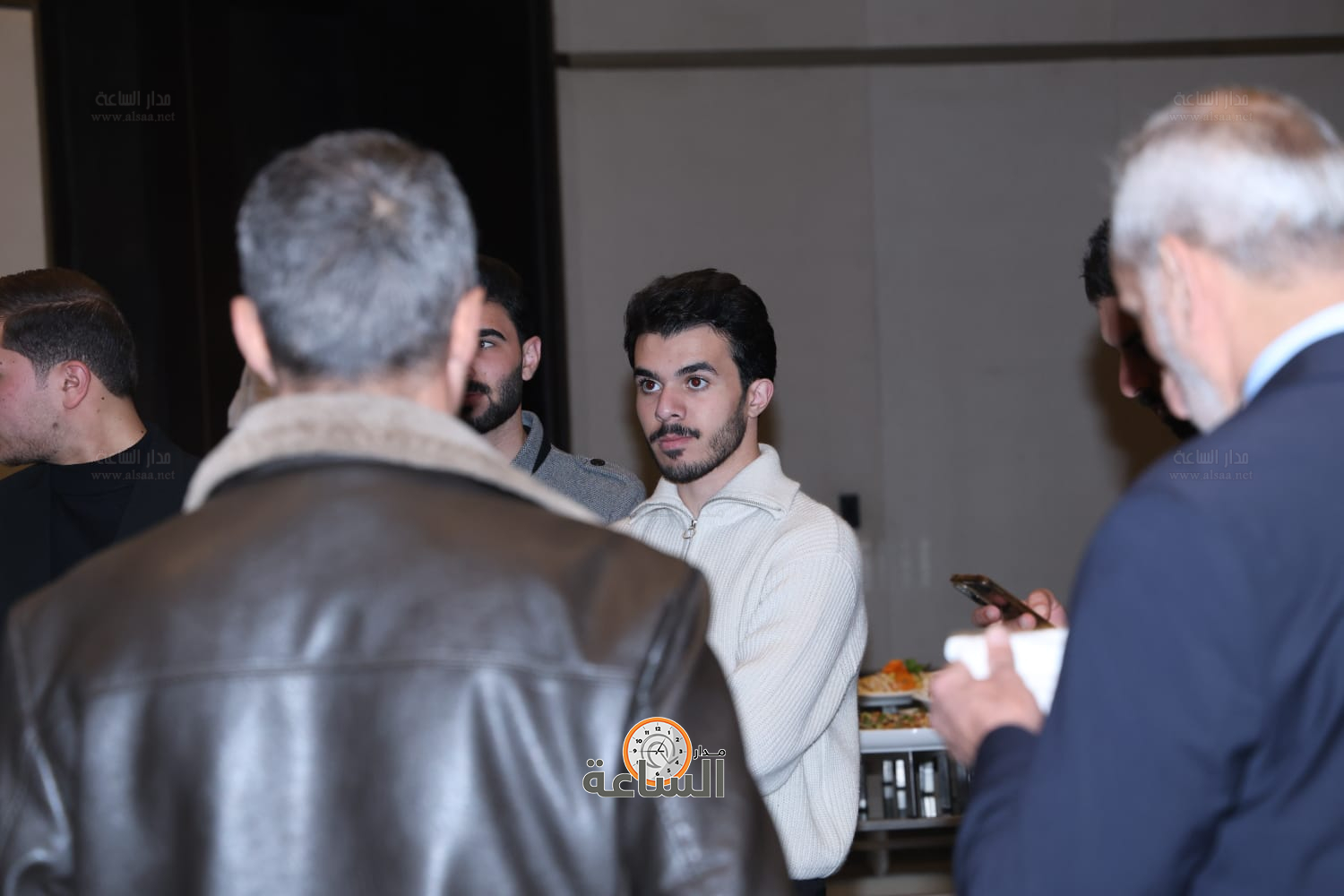 Madar Al-Saa Images 0.3485343378430177