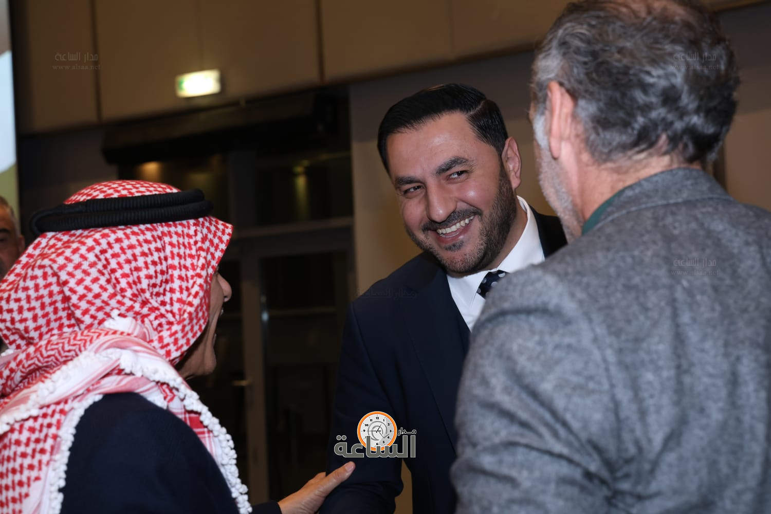 Madar Al-Saa Images 0.7400092319749771