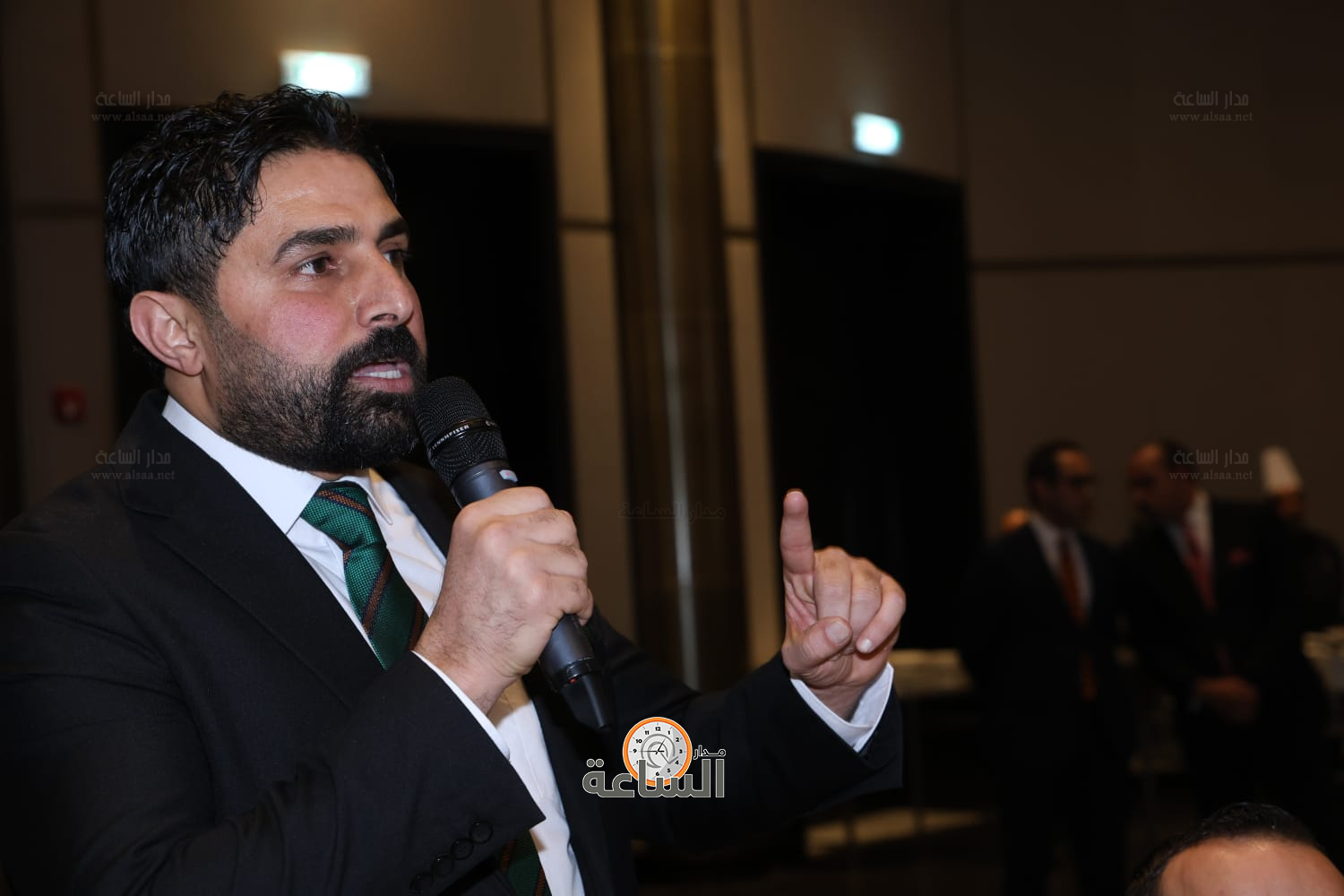 Madar Al-Saa Images 0.6796496218042567