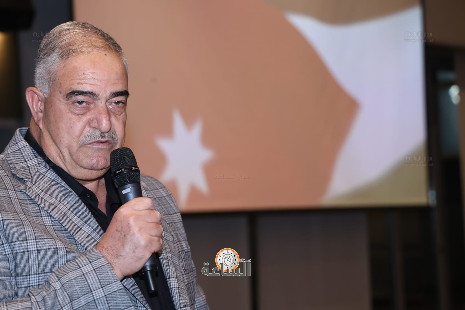 

العين محمود فريحات 

