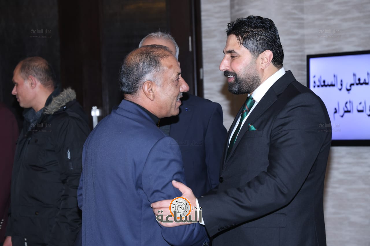 Madar Al-Saa Images 0.6994303646015734