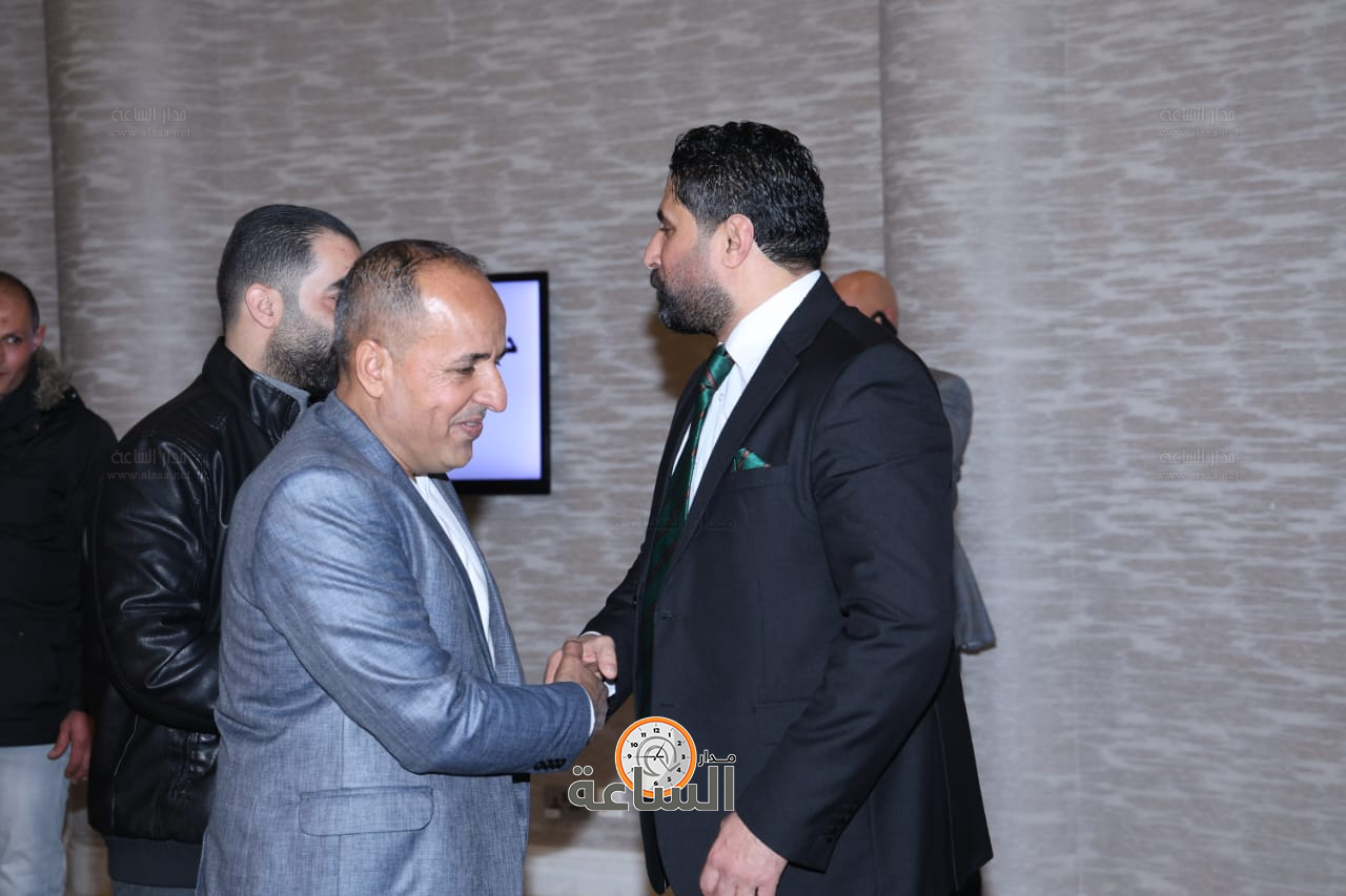 Madar Al-Saa Images 0.032603757856124904