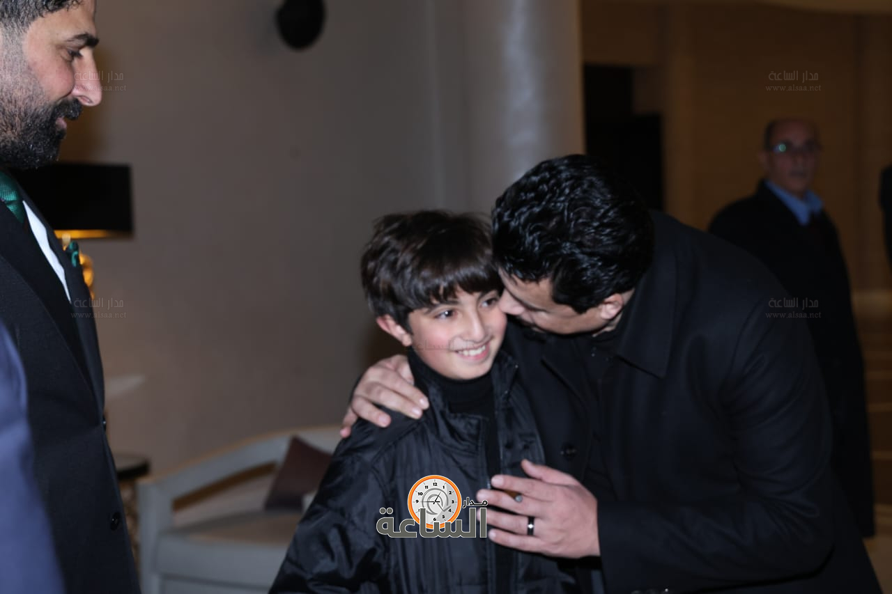 Madar Al-Saa Images 0.6221426688875025