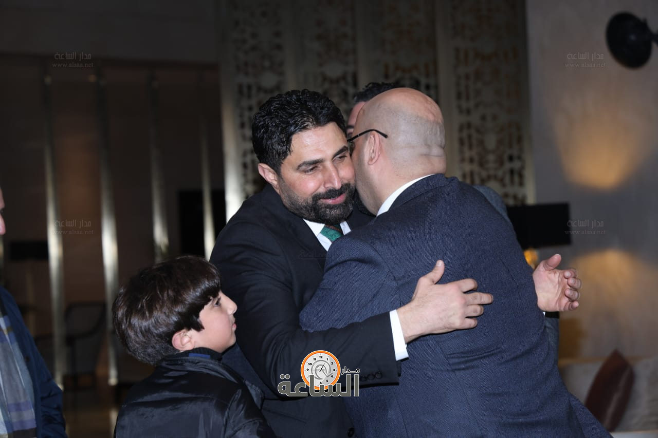 Madar Al-Saa Images 0.4240668415889519