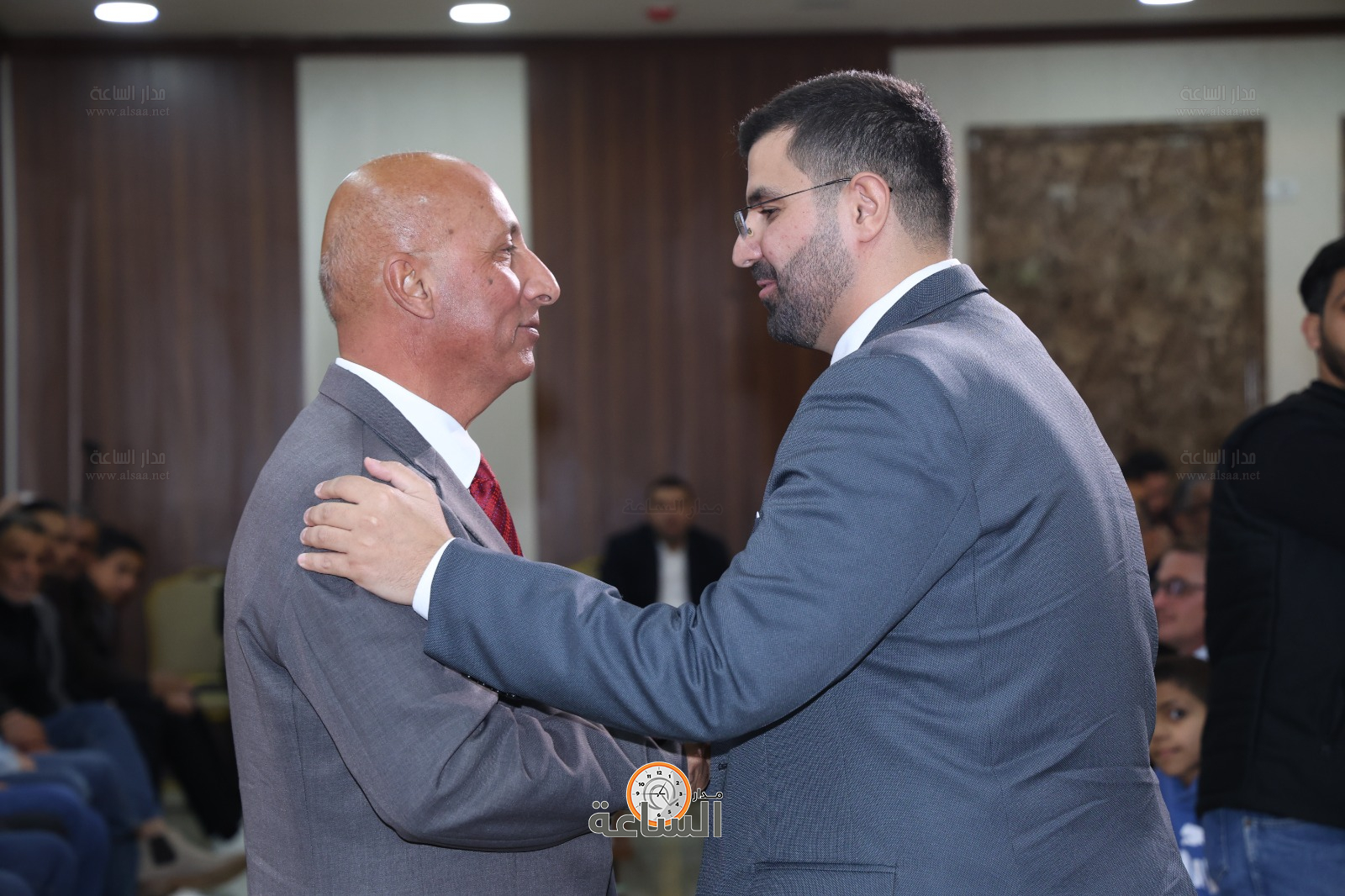 Madar Al-Saa Images 0.8625231172440133