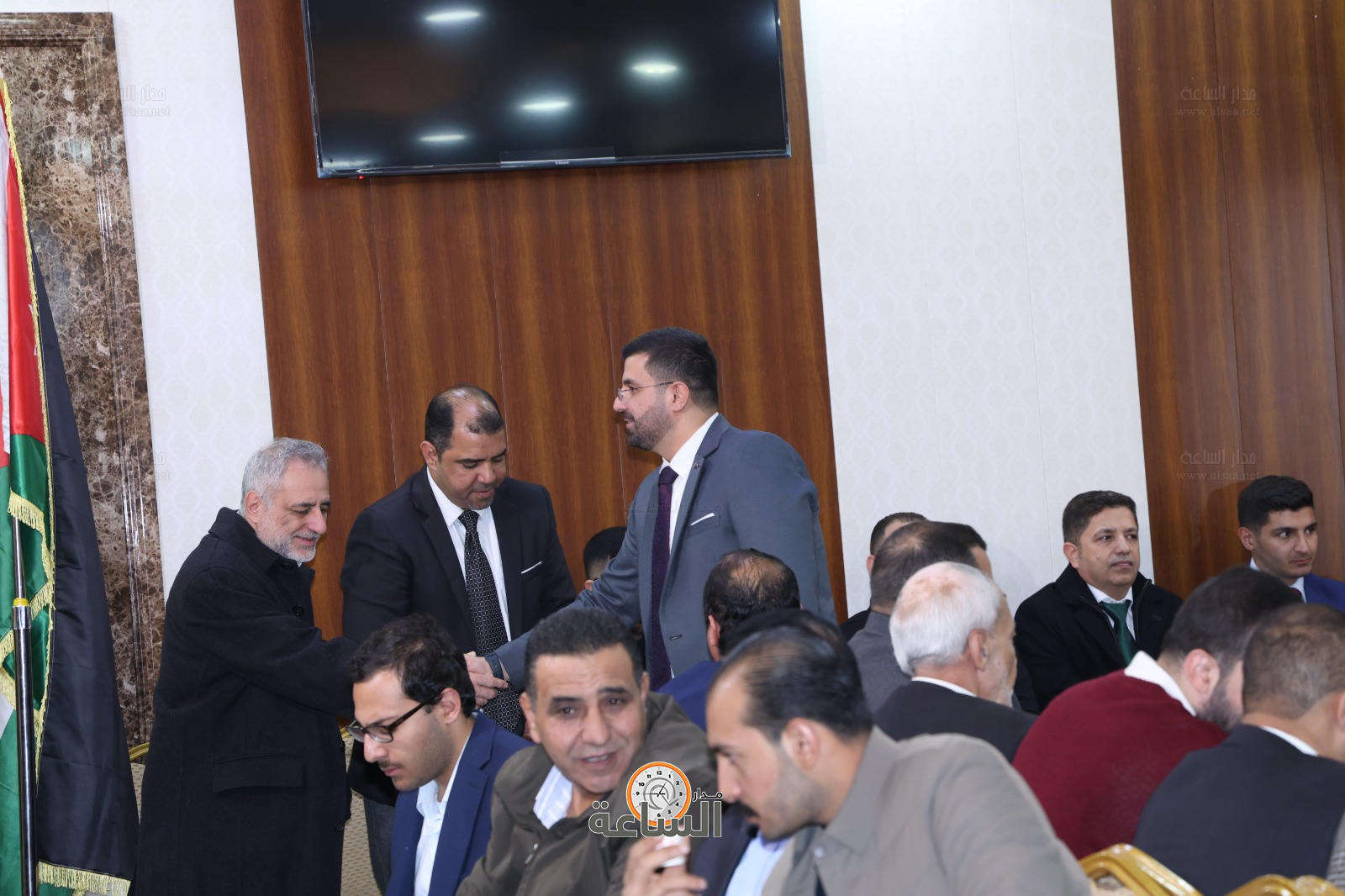 Madar Al-Saa Images 0.6641832229996592