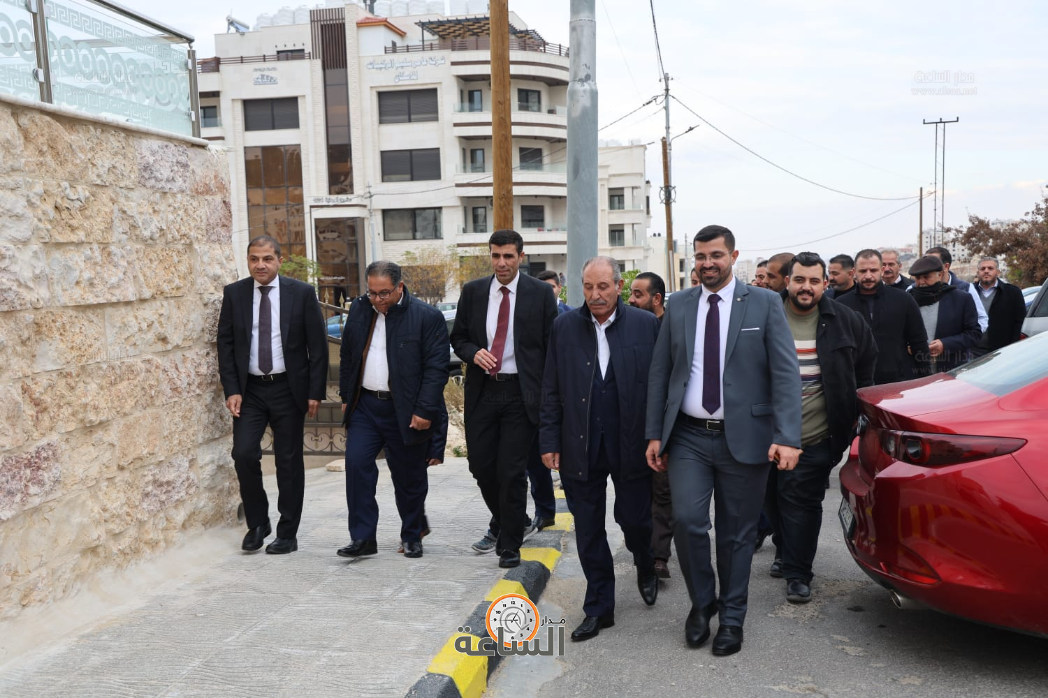 Madar Al-Saa Images 0.9898553846825908