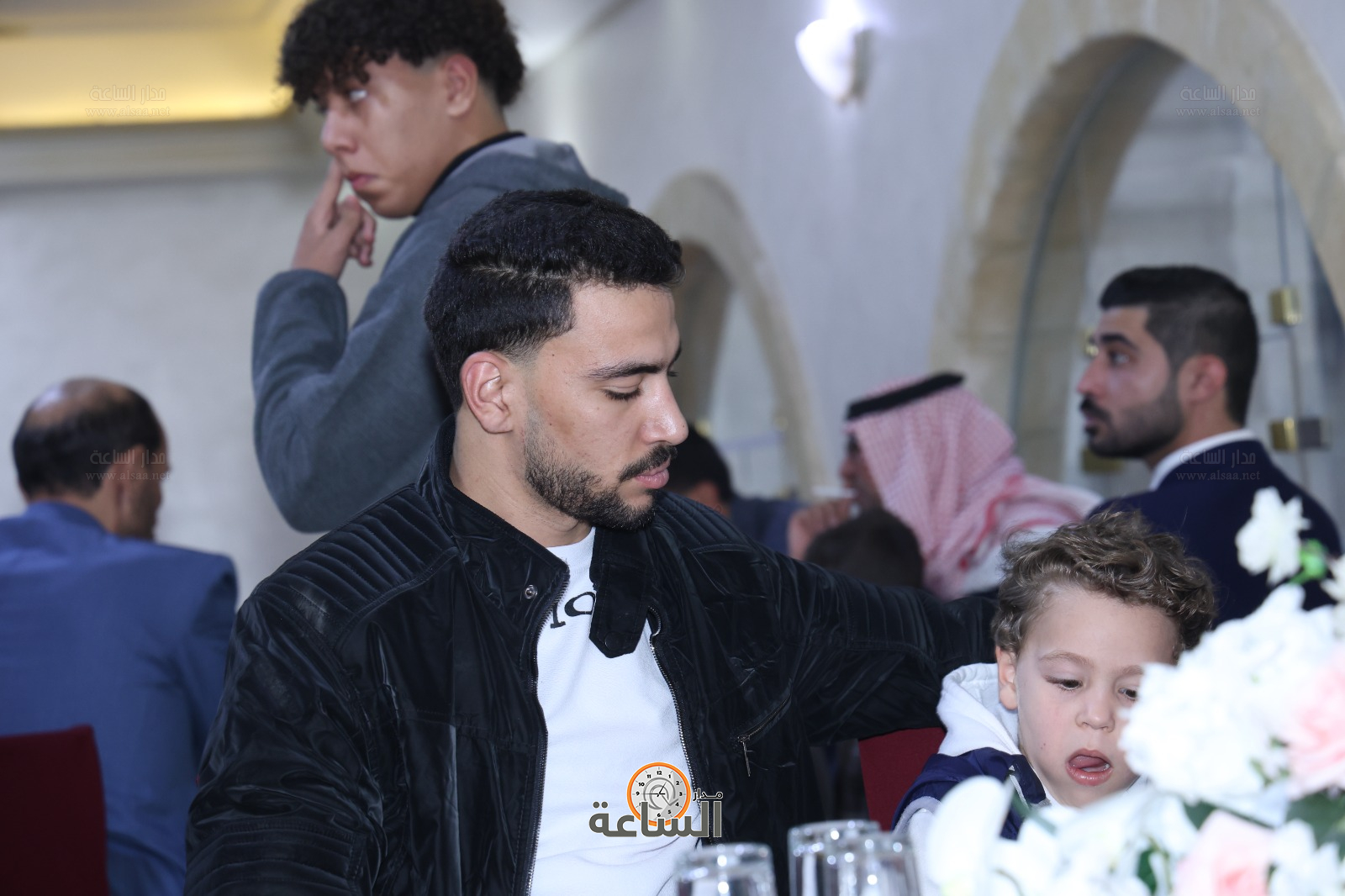 Madar Al-Saa Images 0.5135351187768449