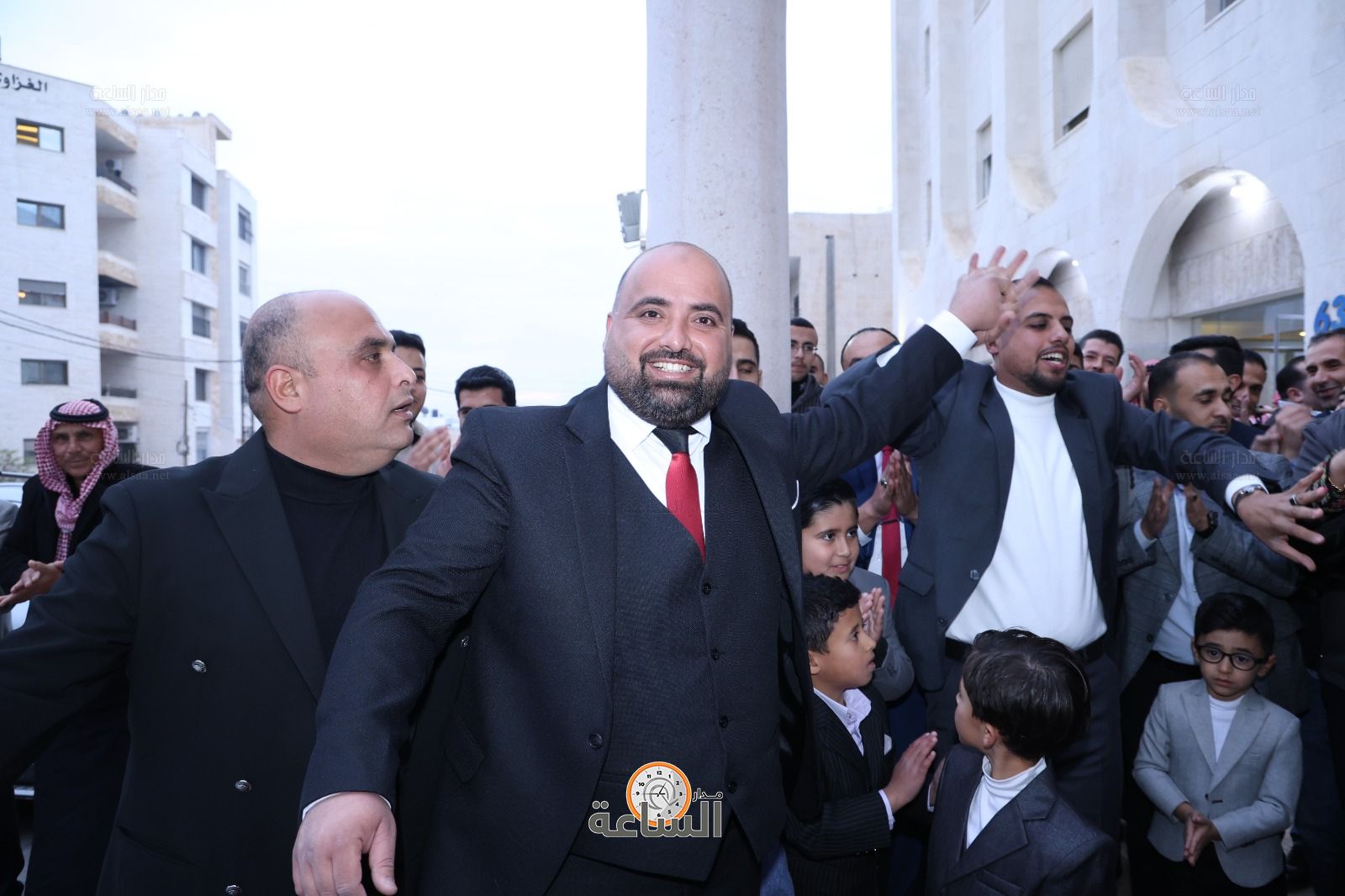 Madar Al-Saa Images 0.630536396921664