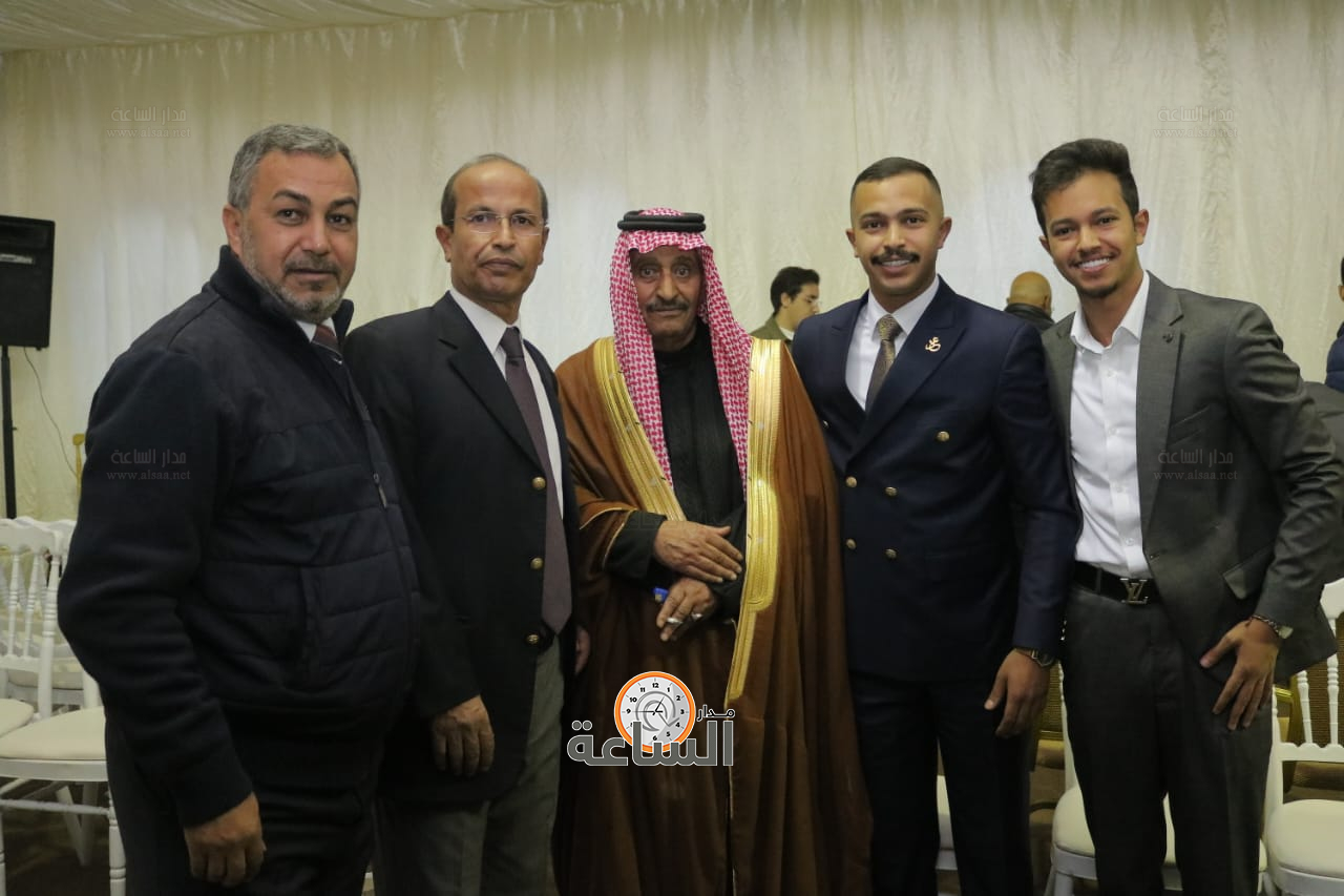 Madar Al-Saa Images 0.6950526408808146