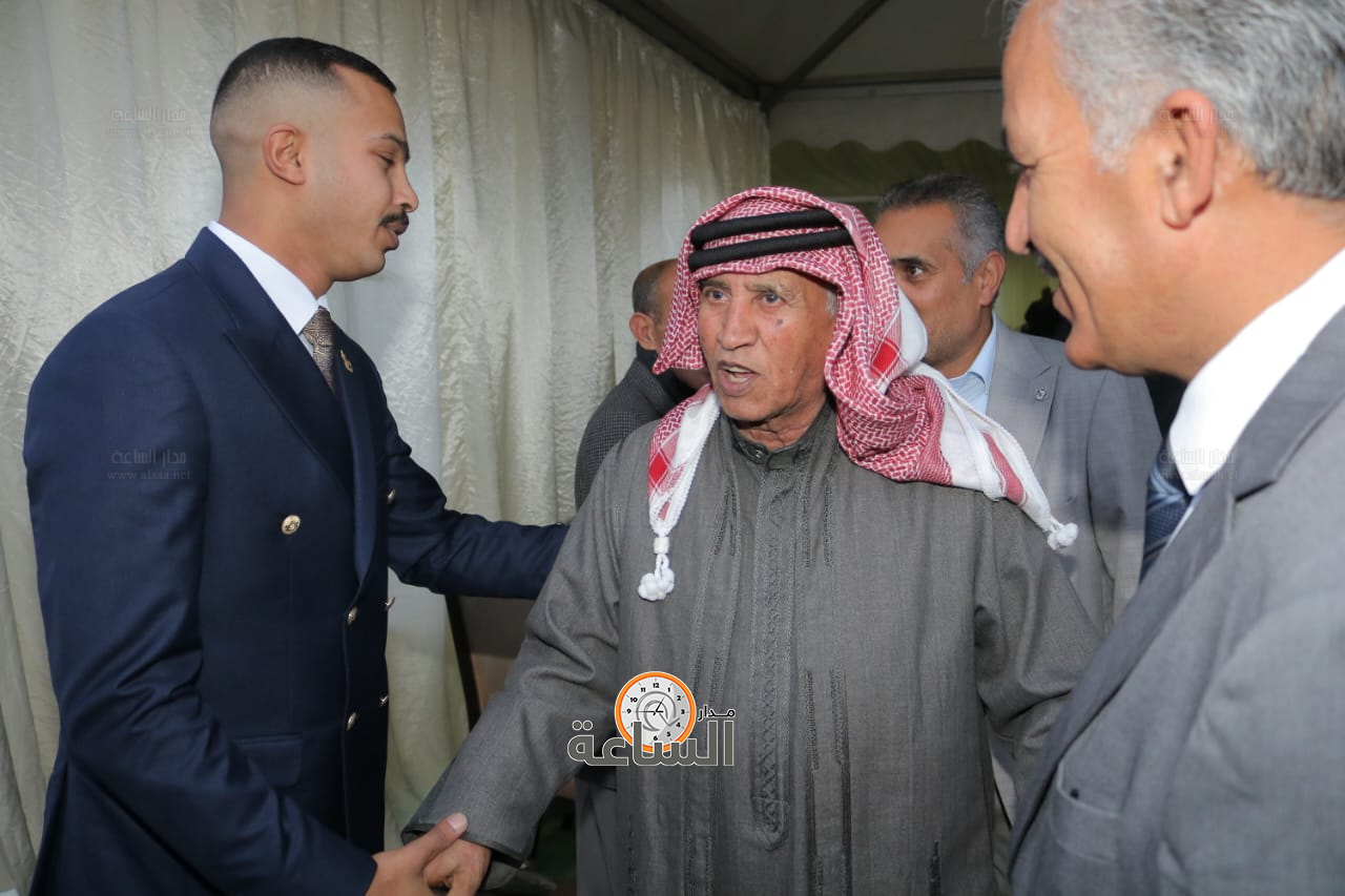 Madar Al-Saa Images 0.712160664576903