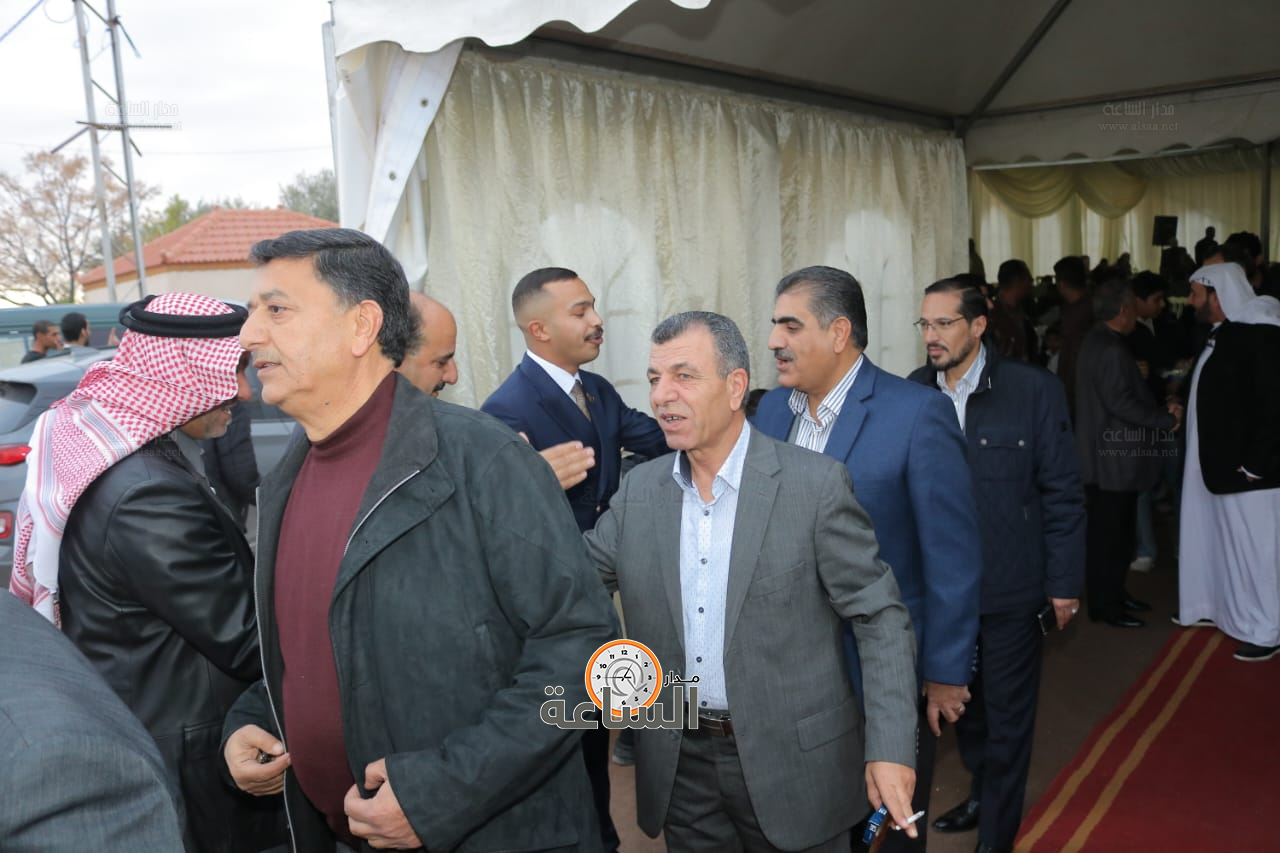 Madar Al-Saa Images 0.42316779867433696