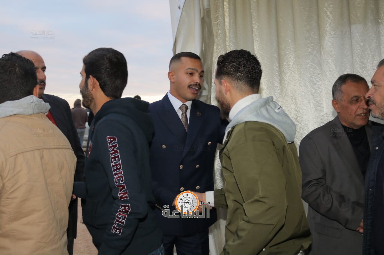 Madar Al-Saa Images 0.7738194702287635