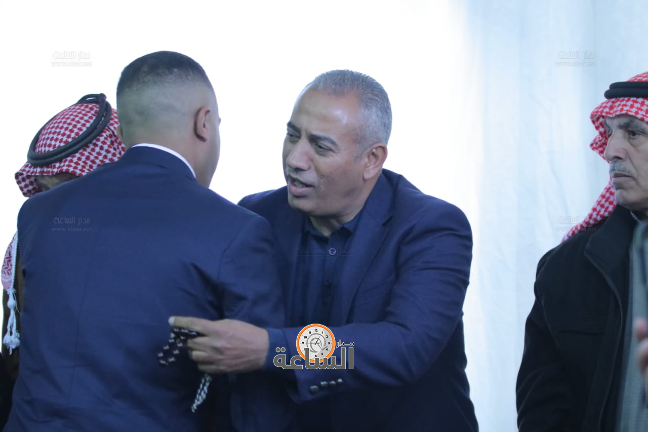 Madar Al-Saa Images 0.49094290483065905