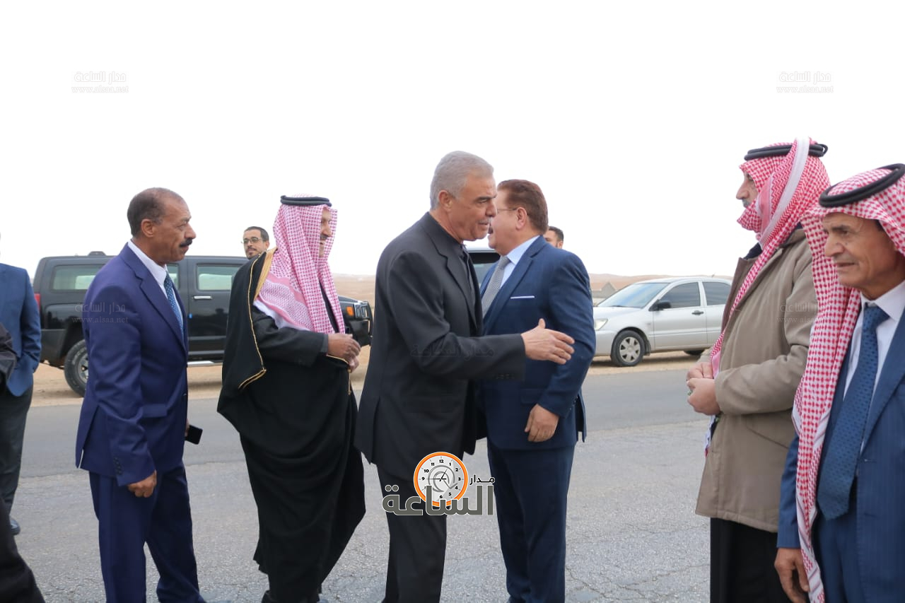 Madar Al-Saa Images 0.444281564584186