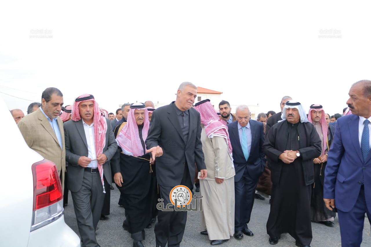 Madar Al-Saa Images 0.8001543520045791