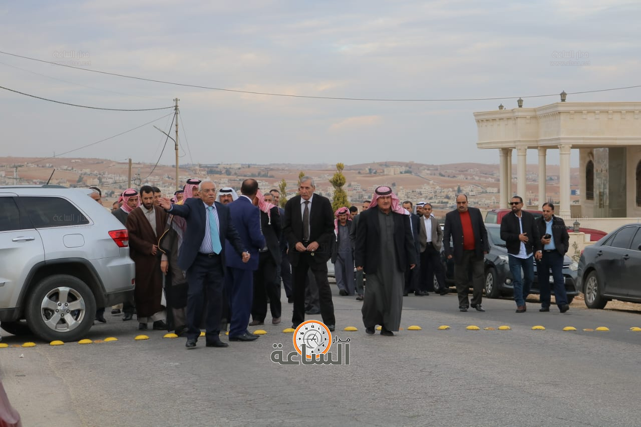 Madar Al-Saa Images 0.21355641092950095