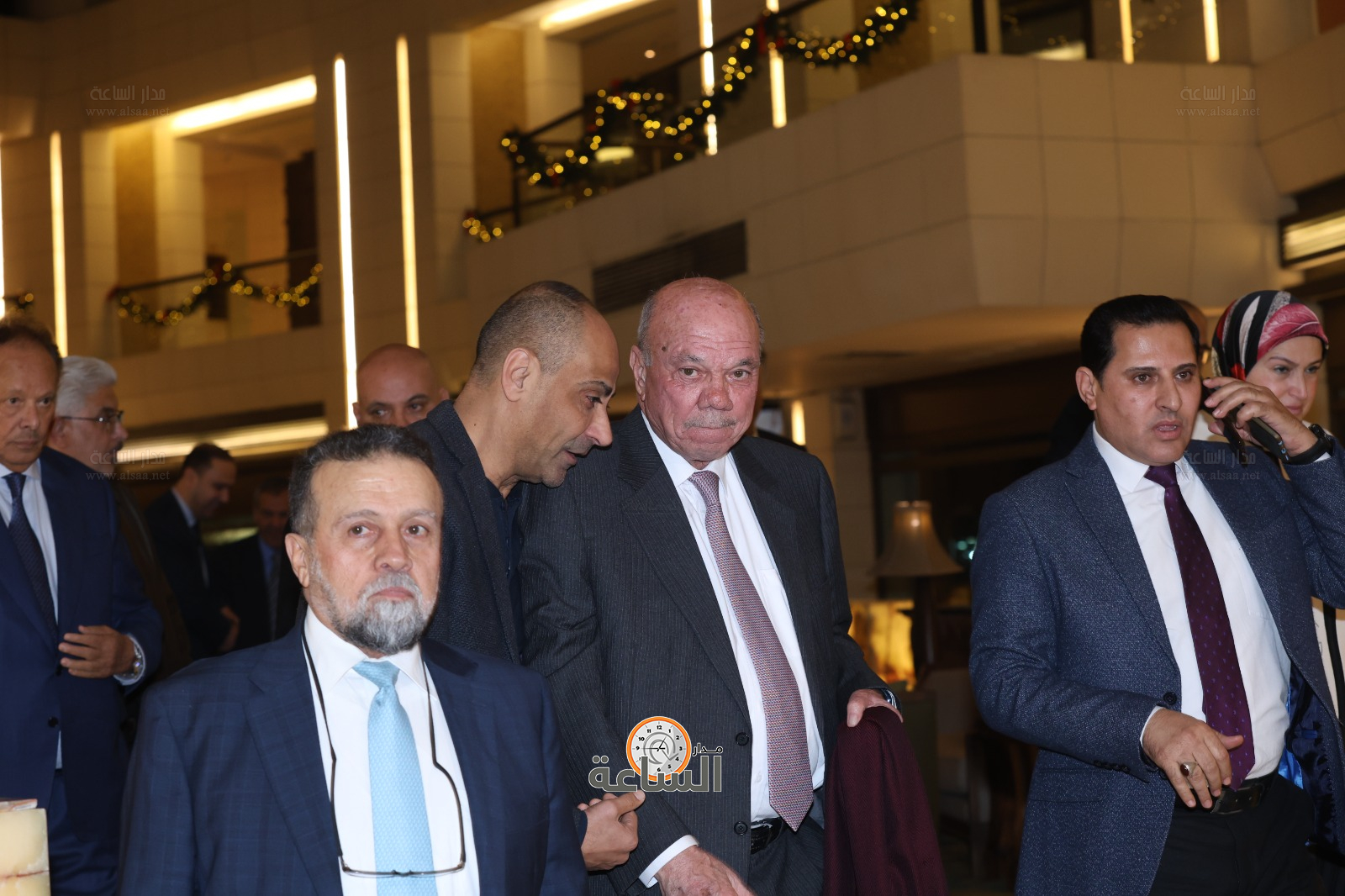 Madar Al-Saa Images 0.43742804443475625