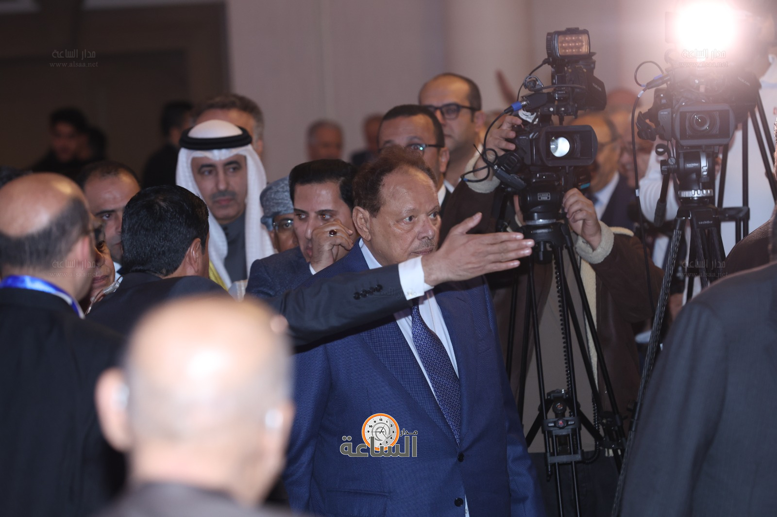 Madar Al-Saa Images 0.3315592841726023