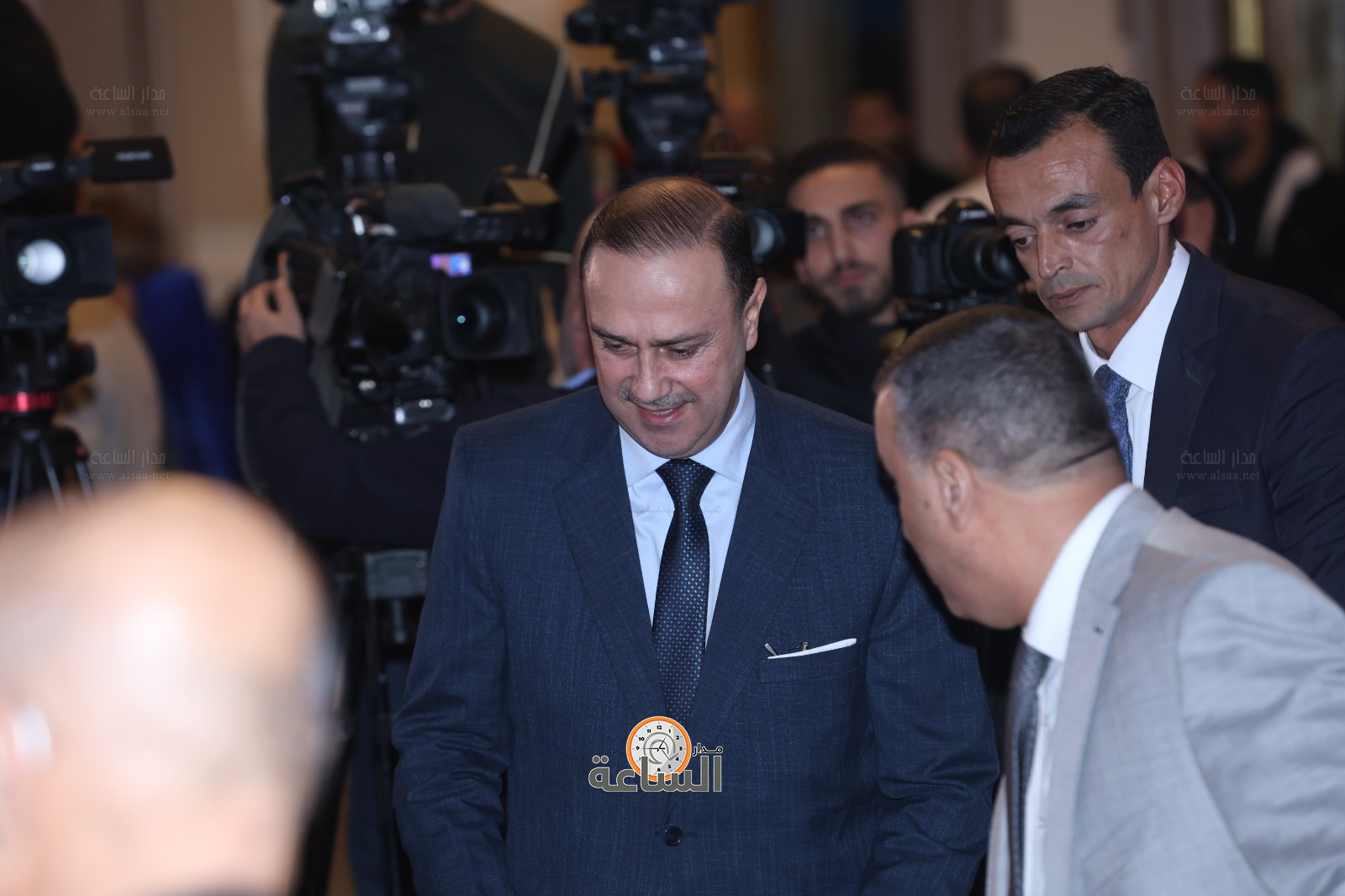 Madar Al-Saa Images 0.19463241405506948