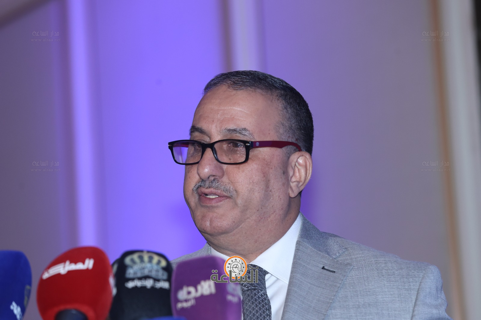 Madar Al-Saa Images 0.5759559070382796