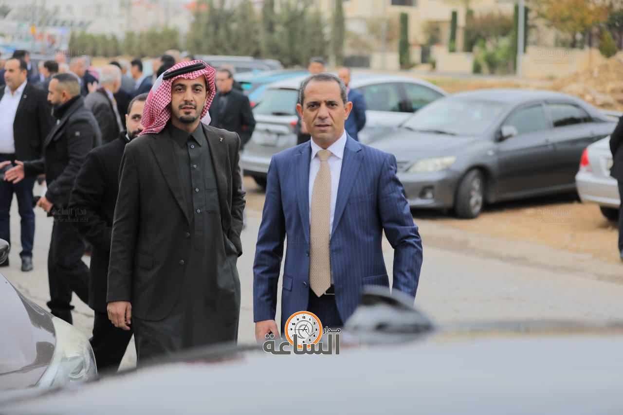 Madar Al-Saa Images 0.9112816115668825