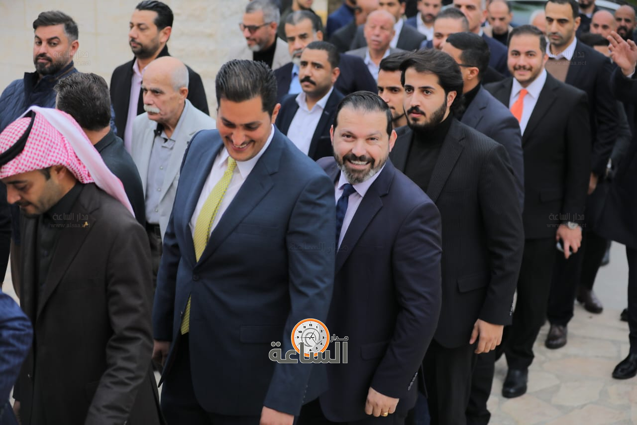 Madar Al-Saa Images 0.4752729128850508