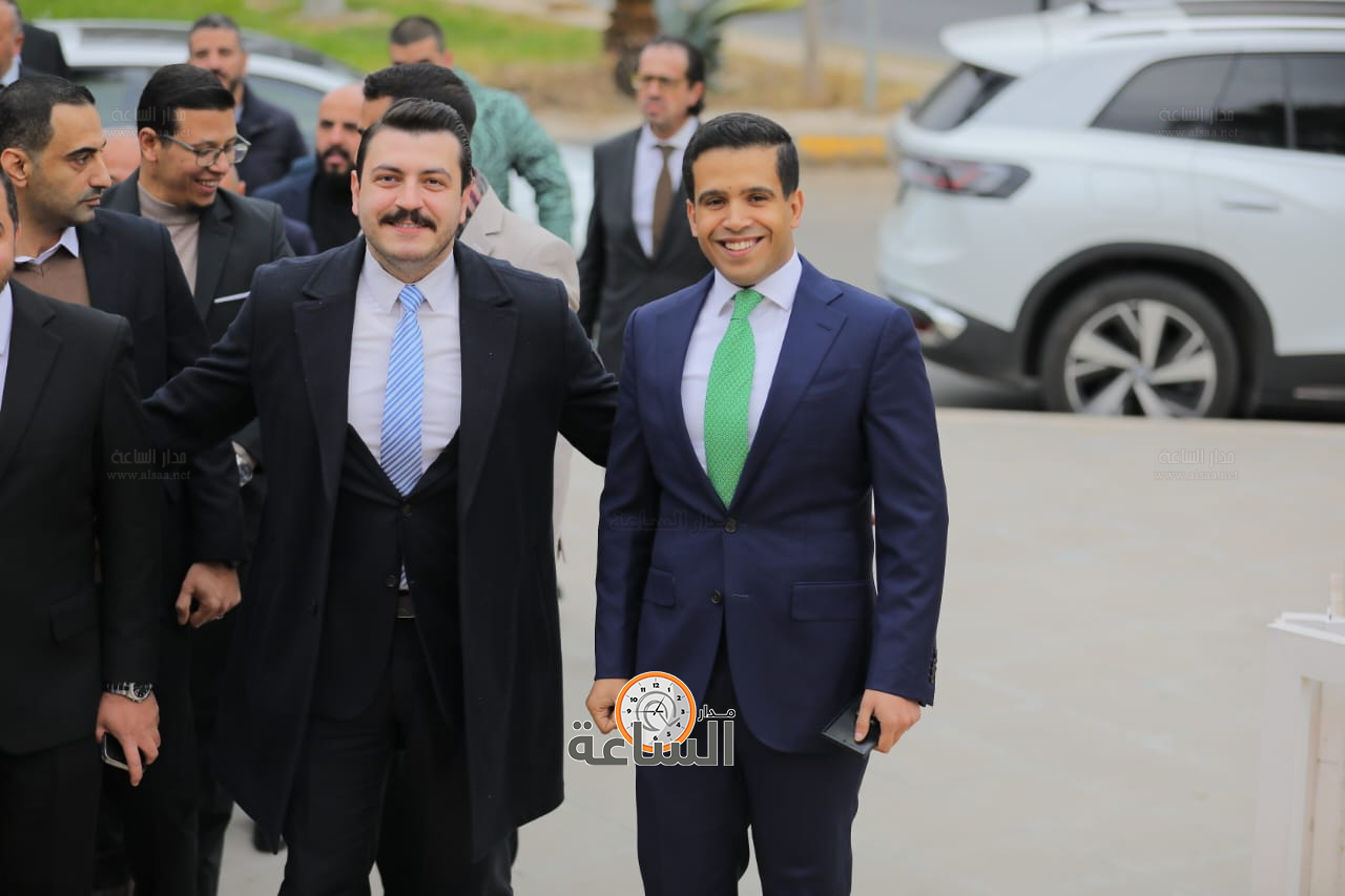 Madar Al-Saa Images 0.1415563954149679