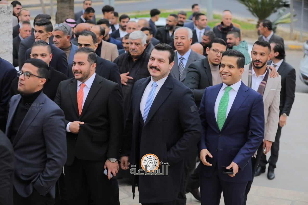 Madar Al-Saa Images 0.8238562269268999