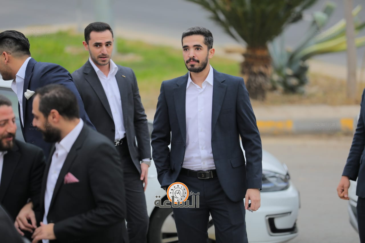 Madar Al-Saa Images 0.6539804366025128