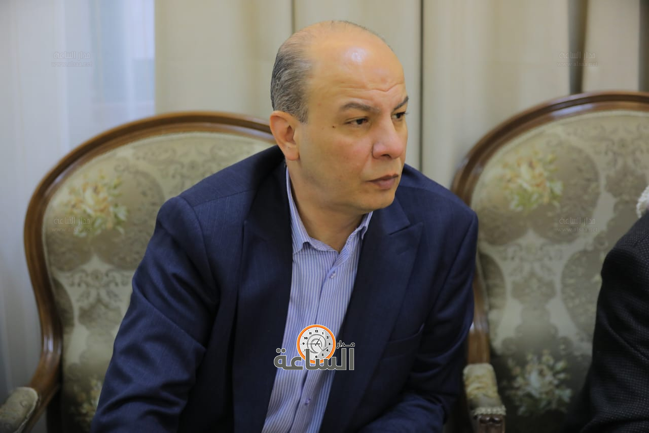 Madar Al-Saa Images 0.8338432442849837