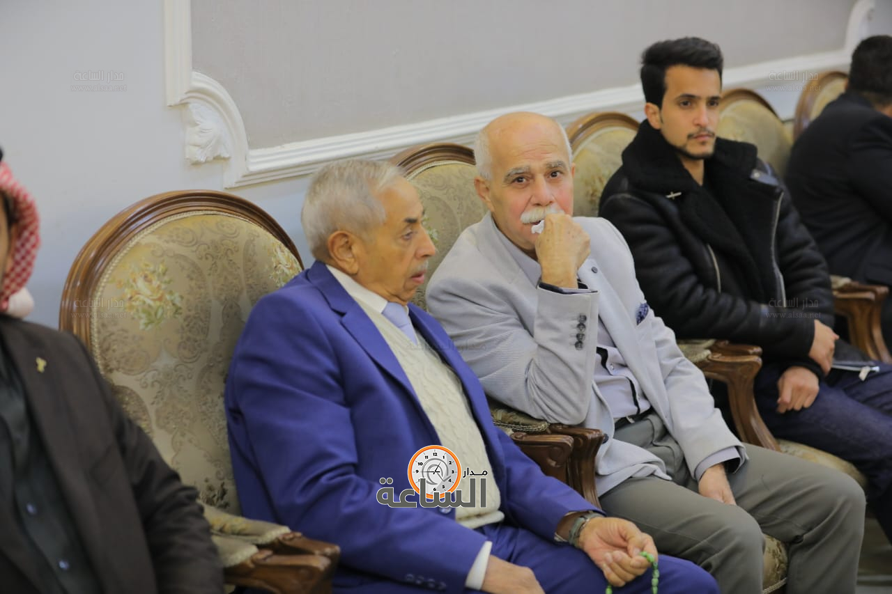 Madar Al-Saa Images 0.458516076738003