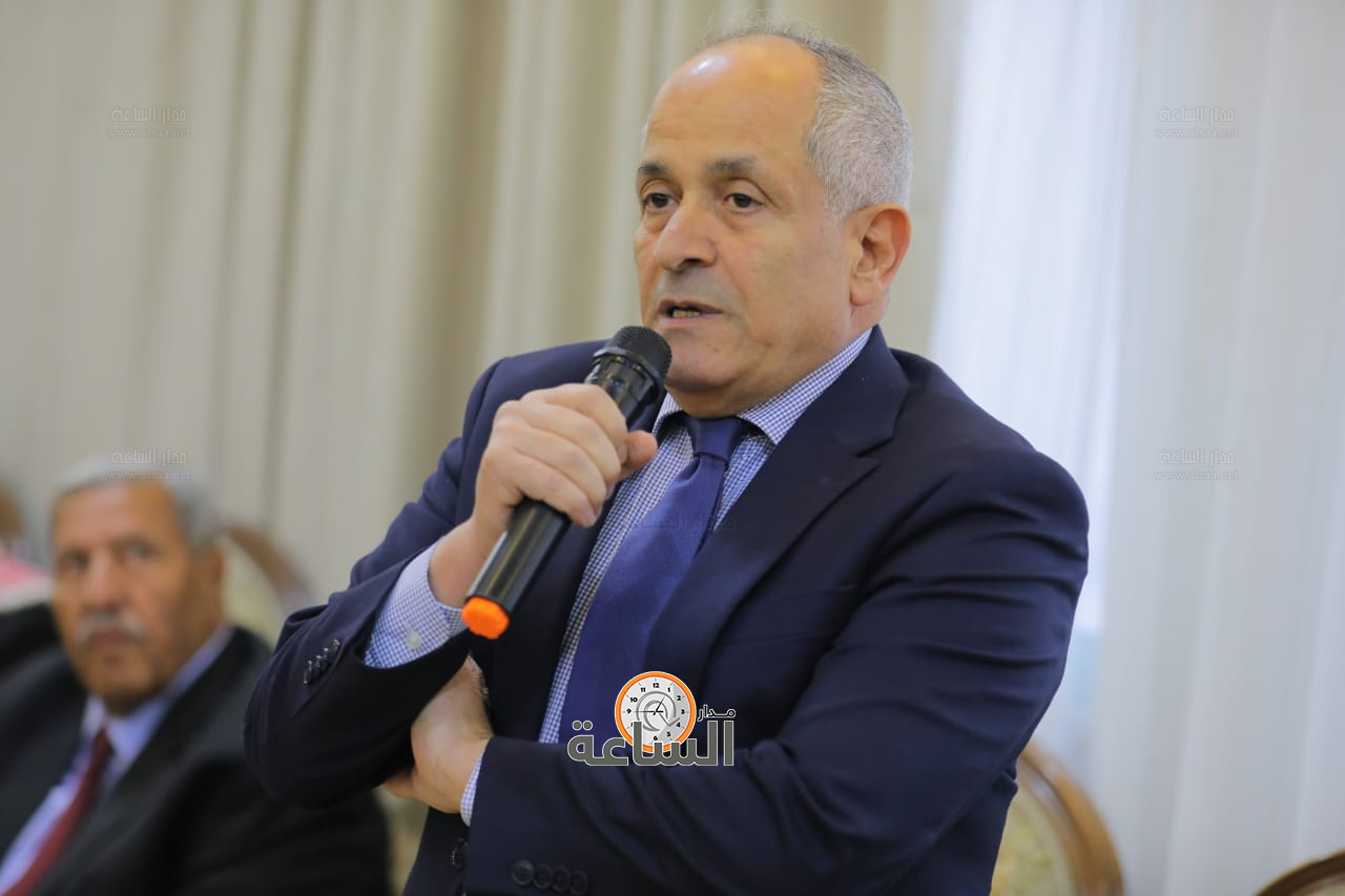 Madar Al-Saa Images 0.7861080080984924