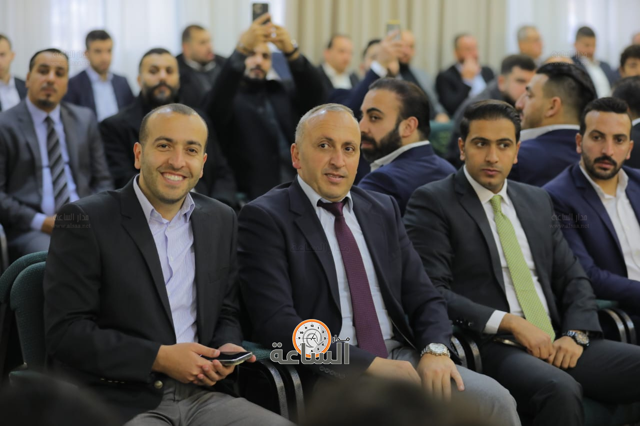 Madar Al-Saa Images 0.04847688446675269