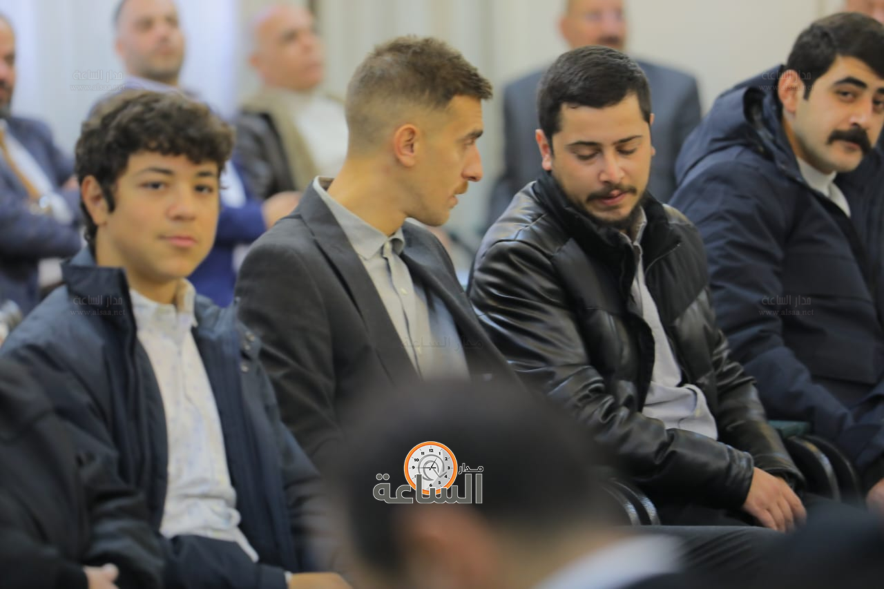 Madar Al-Saa Images 0.0056085034220723085