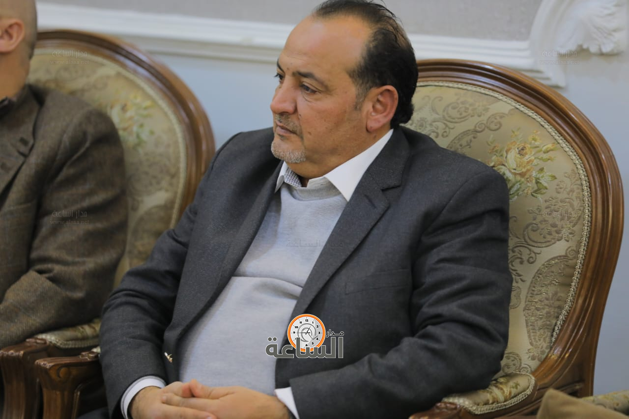 Madar Al-Saa Images 0.428801732984212