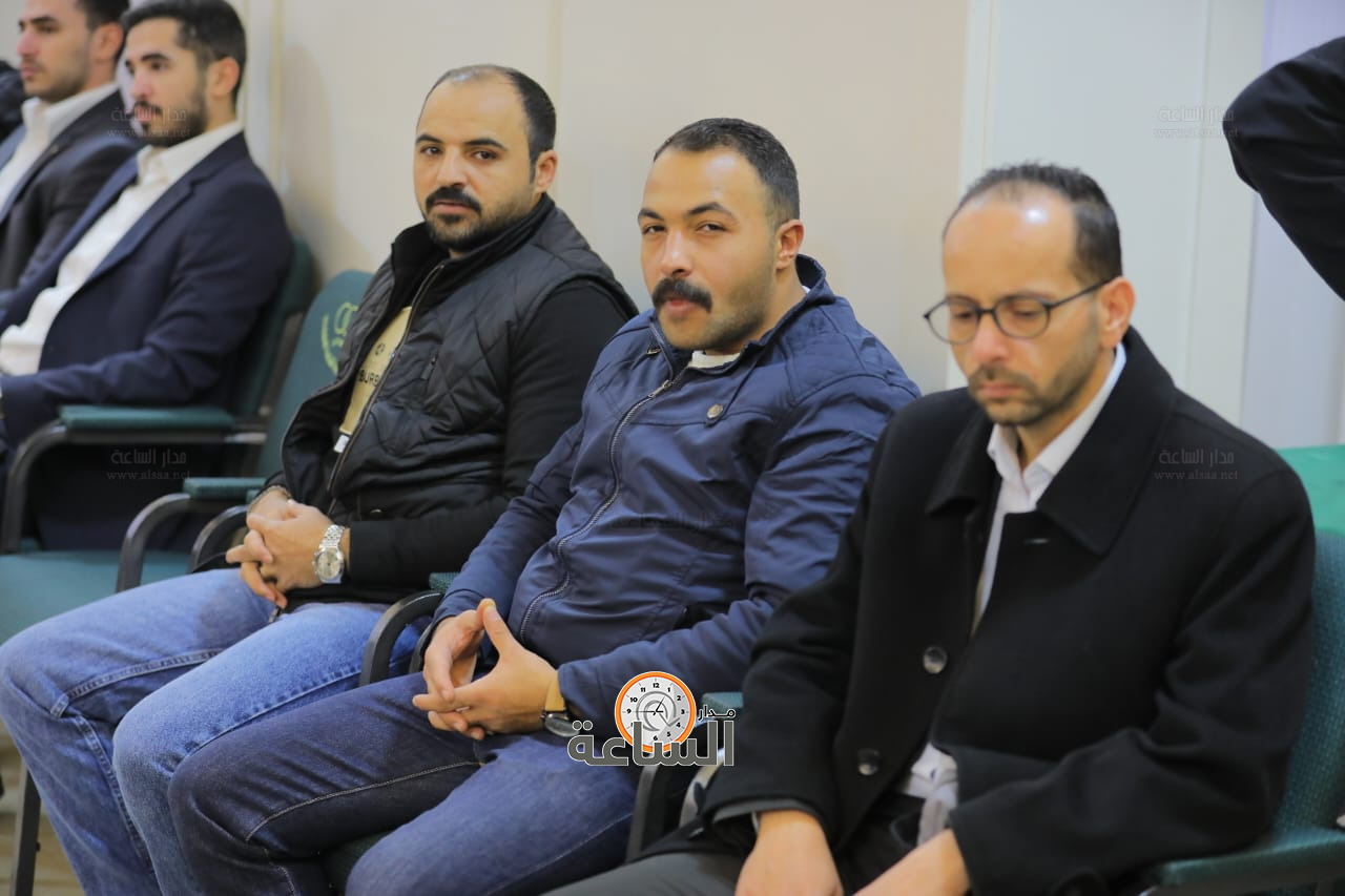 Madar Al-Saa Images 0.2969534844824362