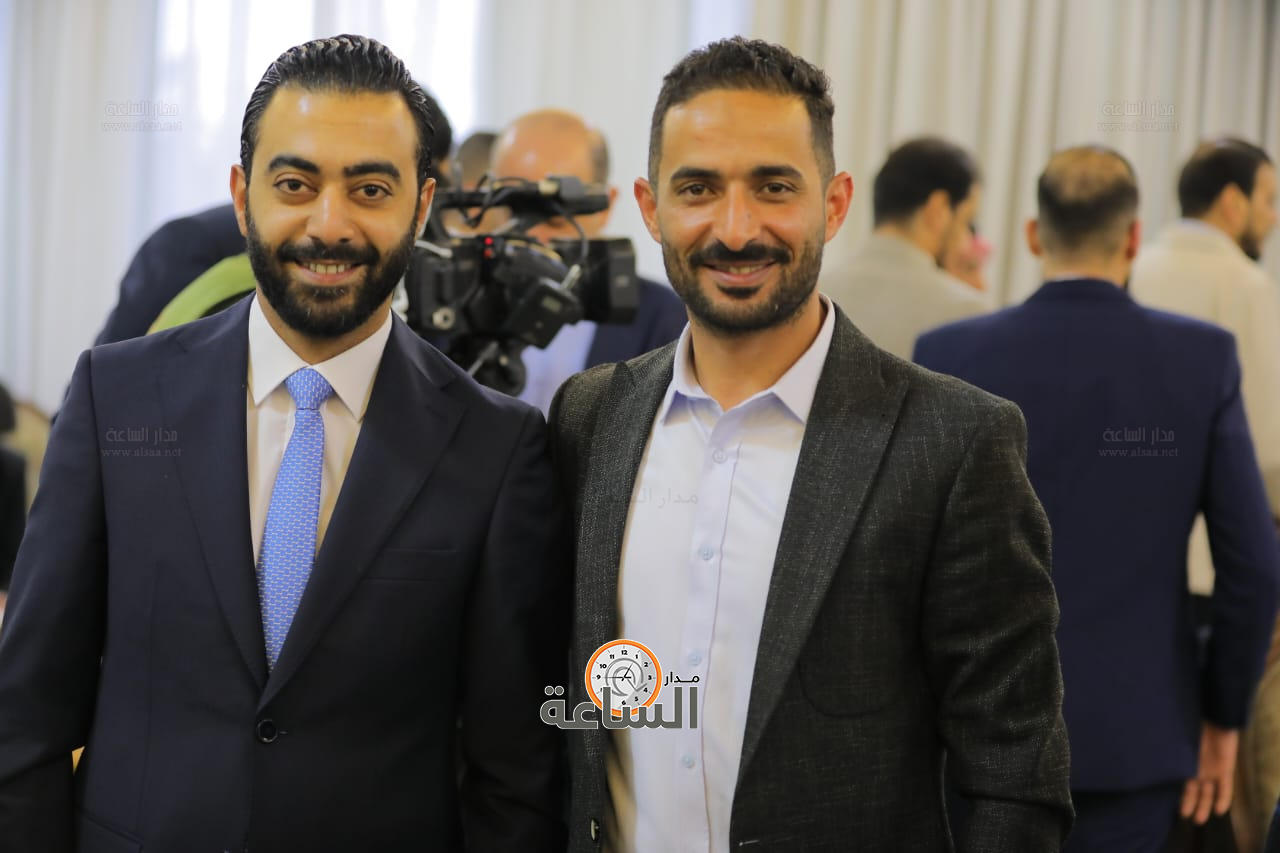 Madar Al-Saa Images 0.4993714423388089