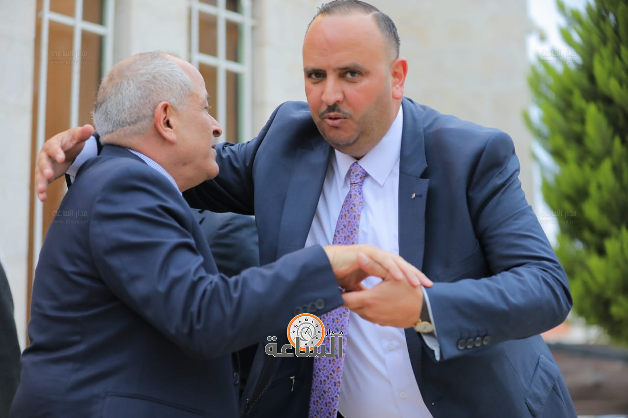 Madar Al-Saa Images 0.4109295248389495