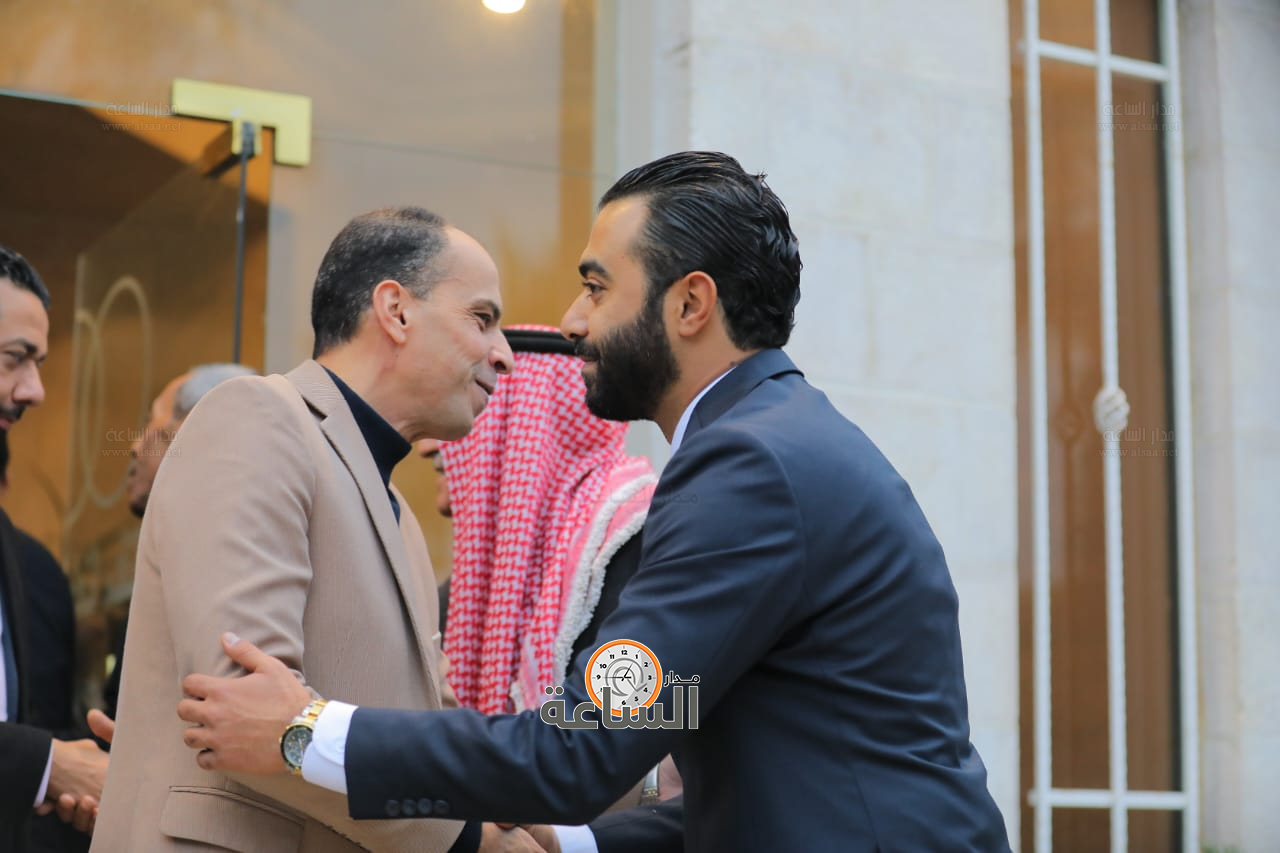 Madar Al-Saa Images 0.3804272034093088