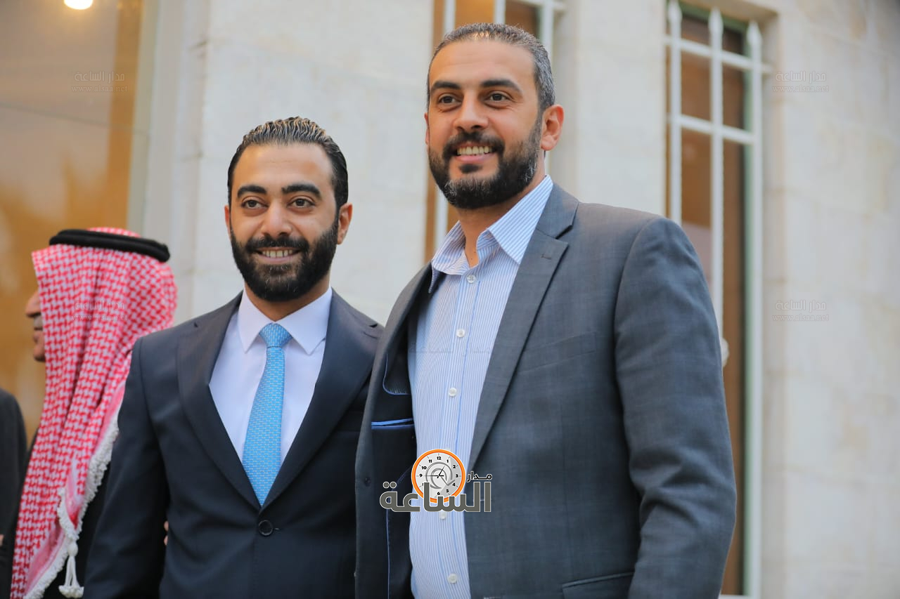 Madar Al-Saa Images 0.6134219368972671