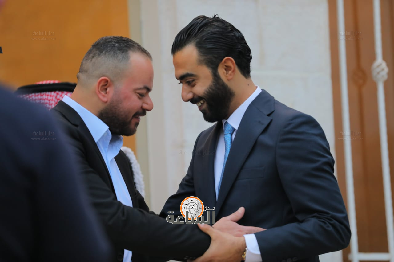 Madar Al-Saa Images 0.7401137665201234