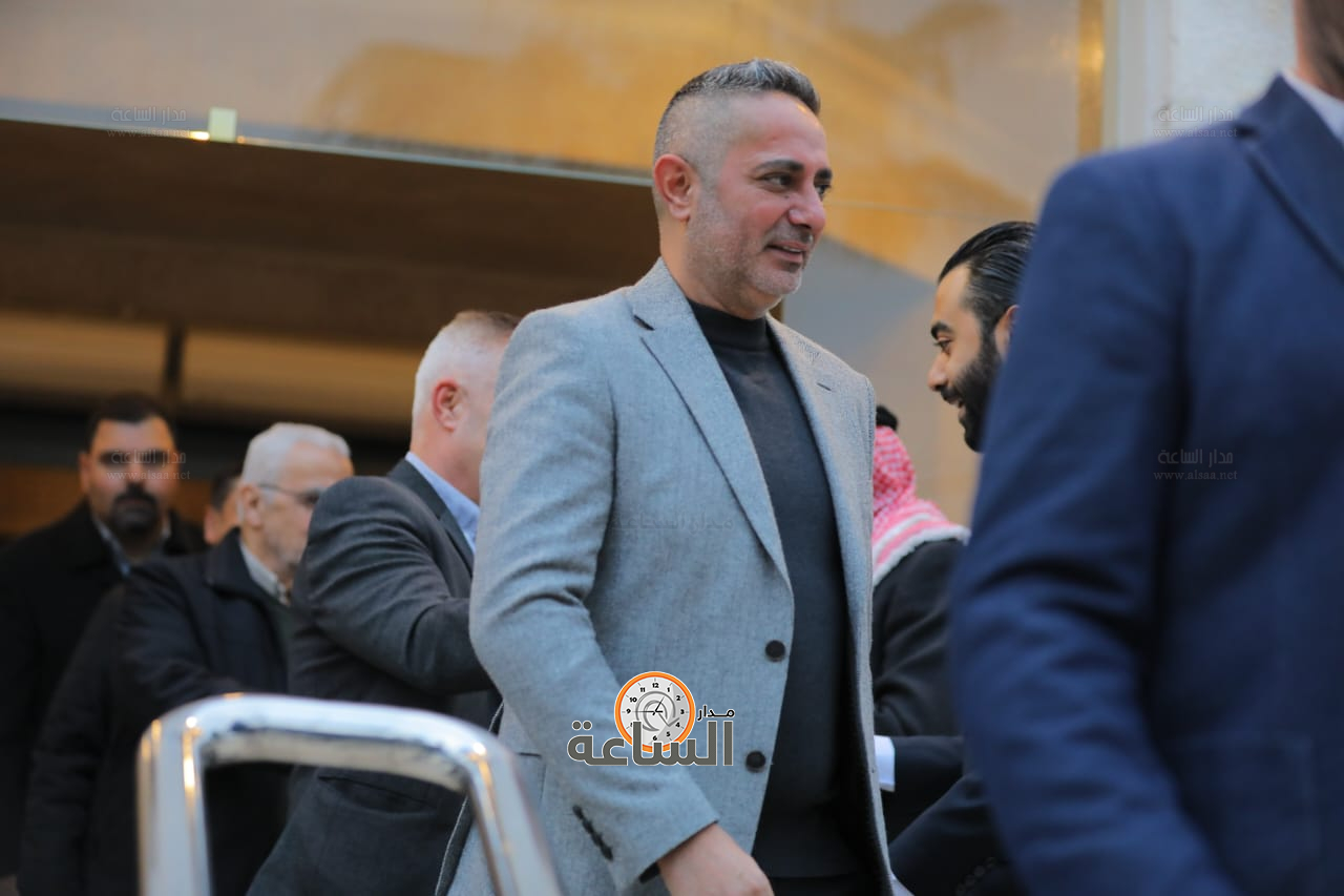 Madar Al-Saa Images 0.9842585165500688