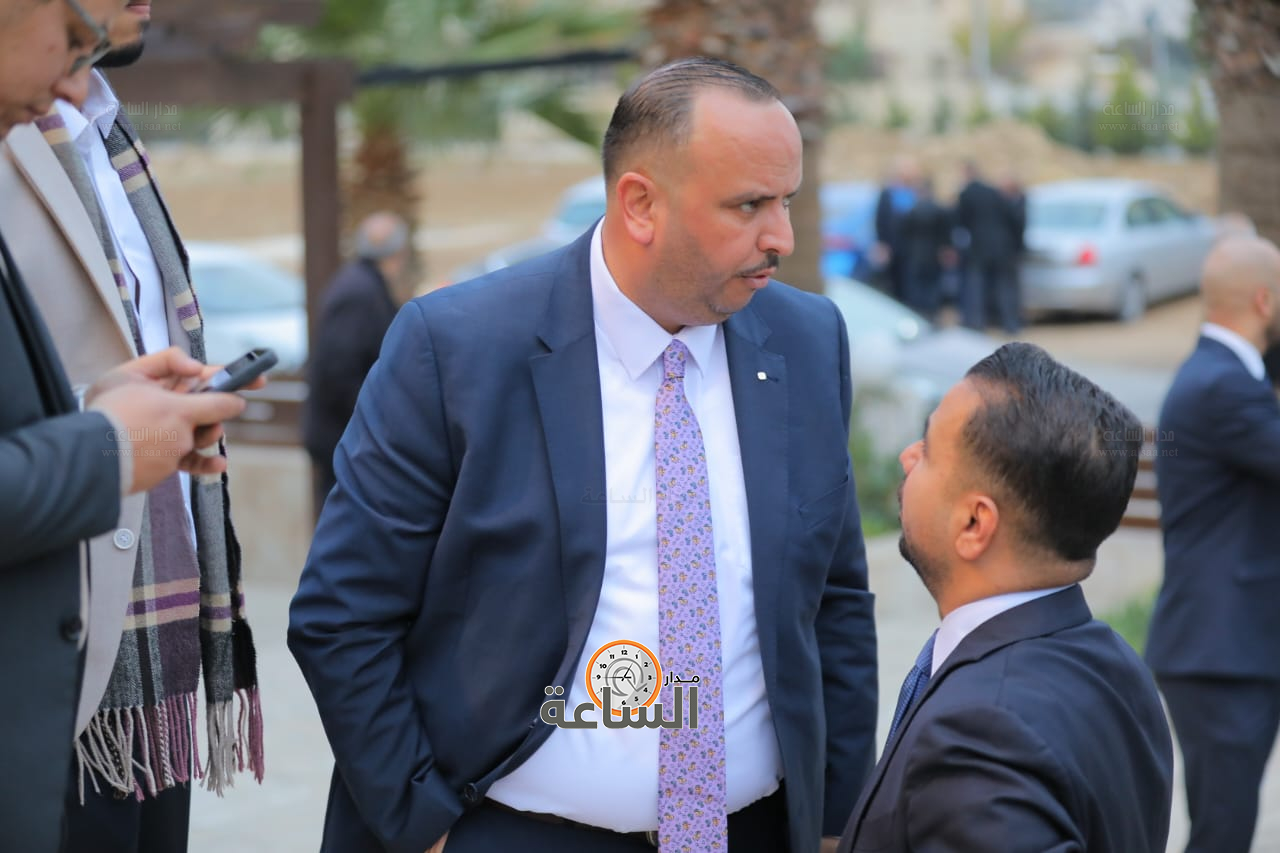 Madar Al-Saa Images 0.9973574088598061